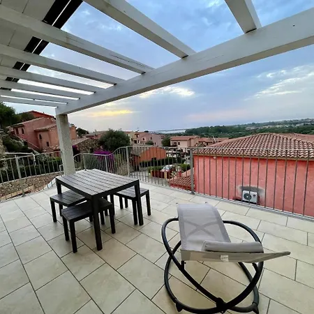 Puddu Beautiful Sea View With Garden בית נופש